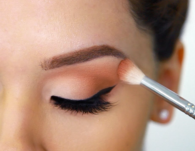 ONEYIOO - 5-in-1 Multi-Colour Makeup Palette